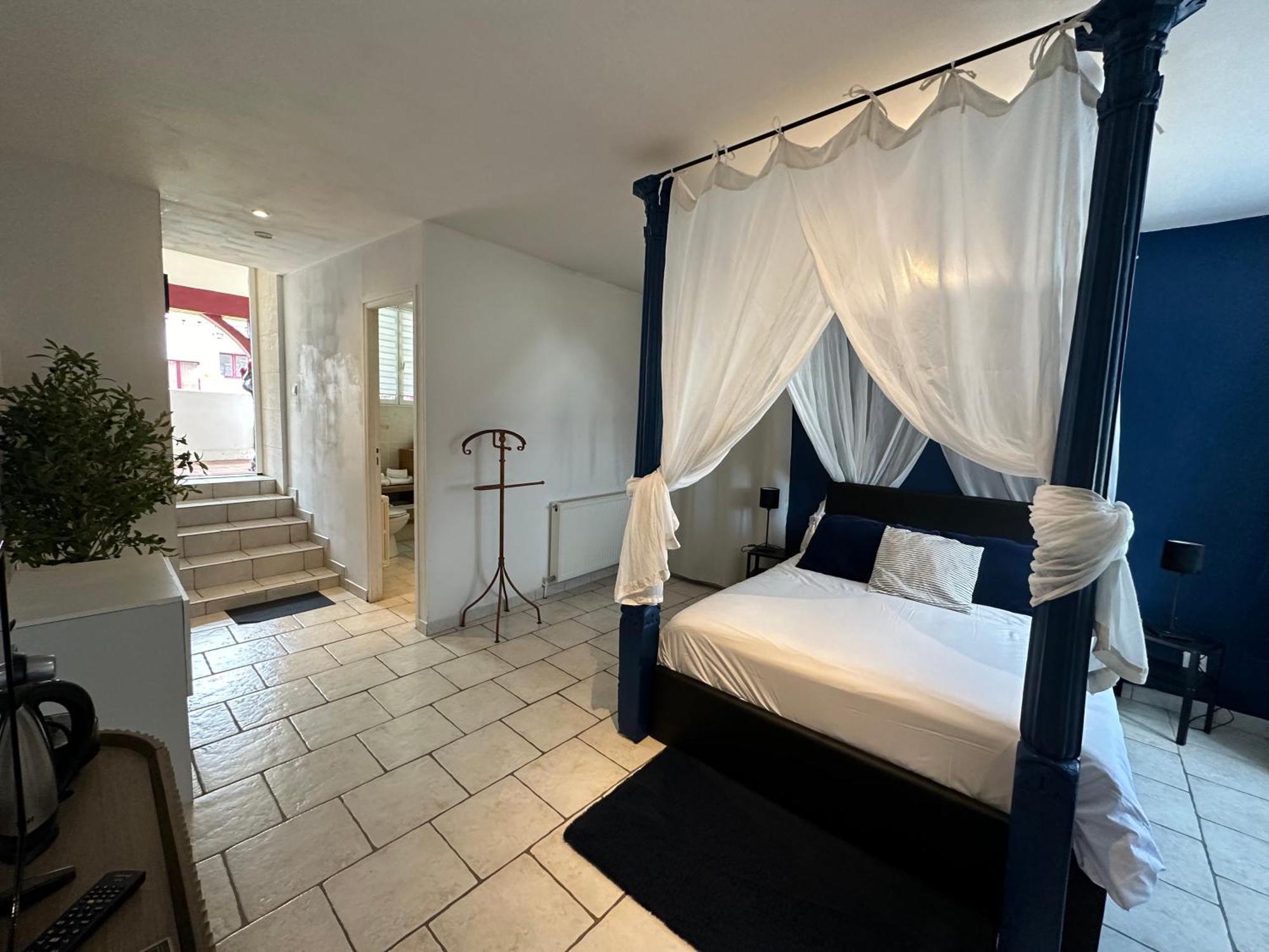 Nuit En Brenne Hotel Le Blanc Exterior foto